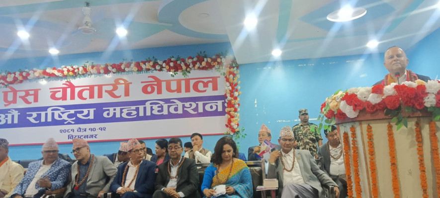देशमा संकट पर्दा कांग्रेस–एमाले एक ठाउँमा आउँछन् - शंकर पोखरेल 